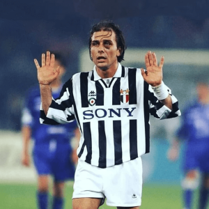 1995–97 Juventus Home Shirt · A Kappa classic from Juve’s victorious 1995–96 campaign