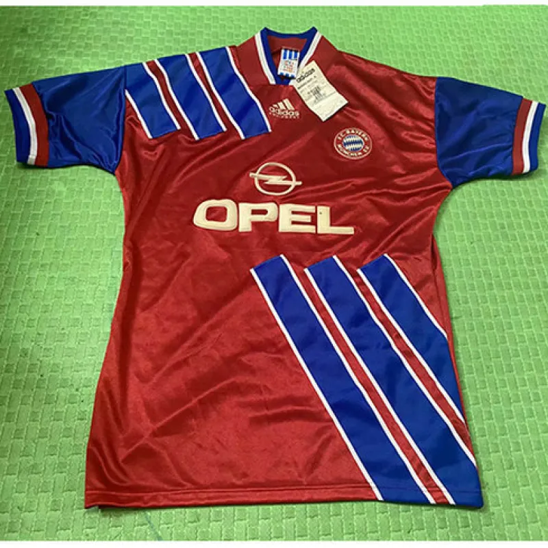 Maglia retro di casa della Bayern Munich 1997 - 1998 - Rosso