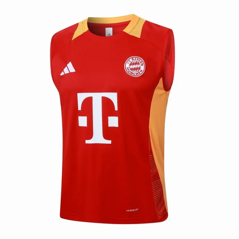 Set di SHORT del FC Bayern Munich 2024/25 - Rosso vivo