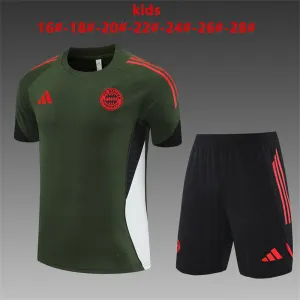 Bayern Munich 2025/26 Kids Training Set green