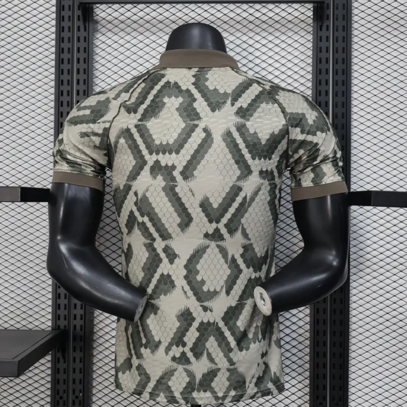 Bayern de Múnich Camiseta de Jugador Edición Especial 2025/26 - Verde