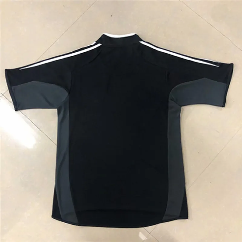 Real Madrid Retro Jersey 2004/05 Classic - Black