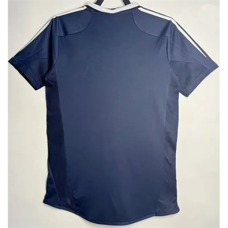 Real Madrid Retro Jersey 2004/05 Away - Blue