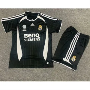Real Madrid Children's Retro Jersey 2006/07 Away - Black