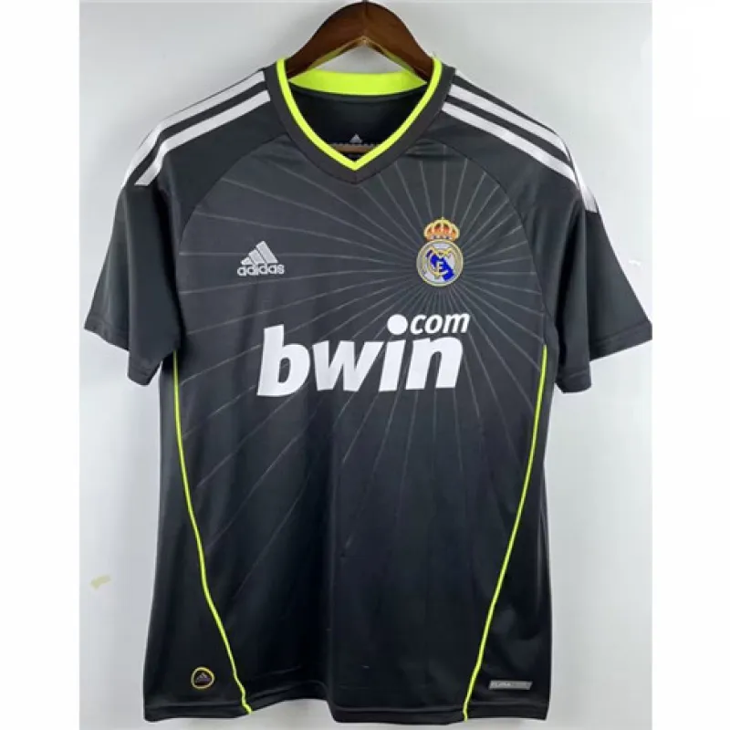 Real Madrid Retro Jersey  2010/11 Away - Black