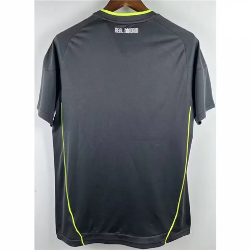 Real Madrid Retro Jersey  2010/11 Away - Black