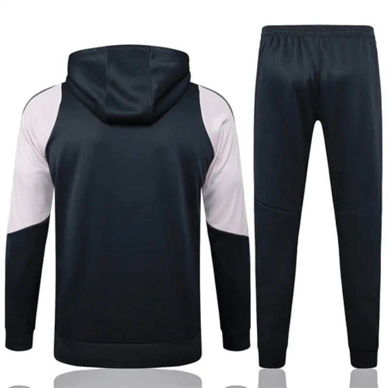Abbigliamento sportivo con cappuccio del Real Madrid 2024/25 - Nero