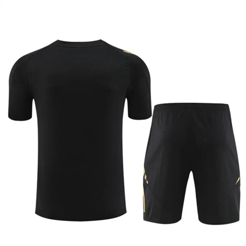 Maglia di allenamento + shorts per bambini del Real Madrid 2024/25 - Nera