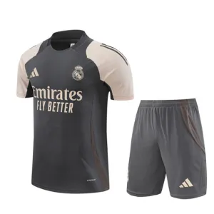 Real Madrid Trainingsjersey + Shorts 2024/25 - Grau