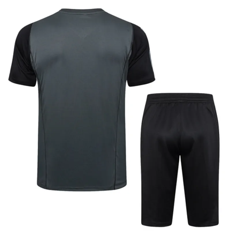 Real Madrid 2024/25 Graues Trainingsset