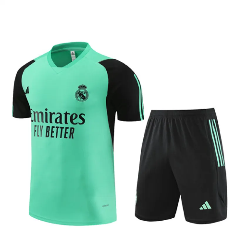 Real Madrid Trainingsjersey + Shorts 2024/25 - Grün