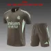 Real Madrid 2025/26 Conjunto de Entrenamiento Infantil caqui