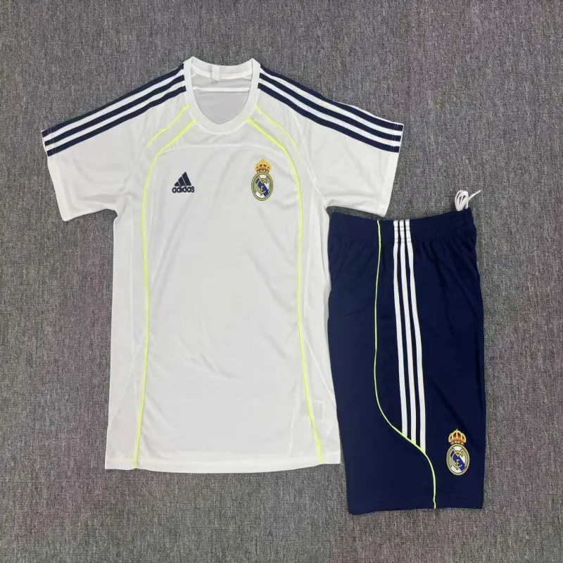 Real Madrid 2025/26 Kids Training Set white