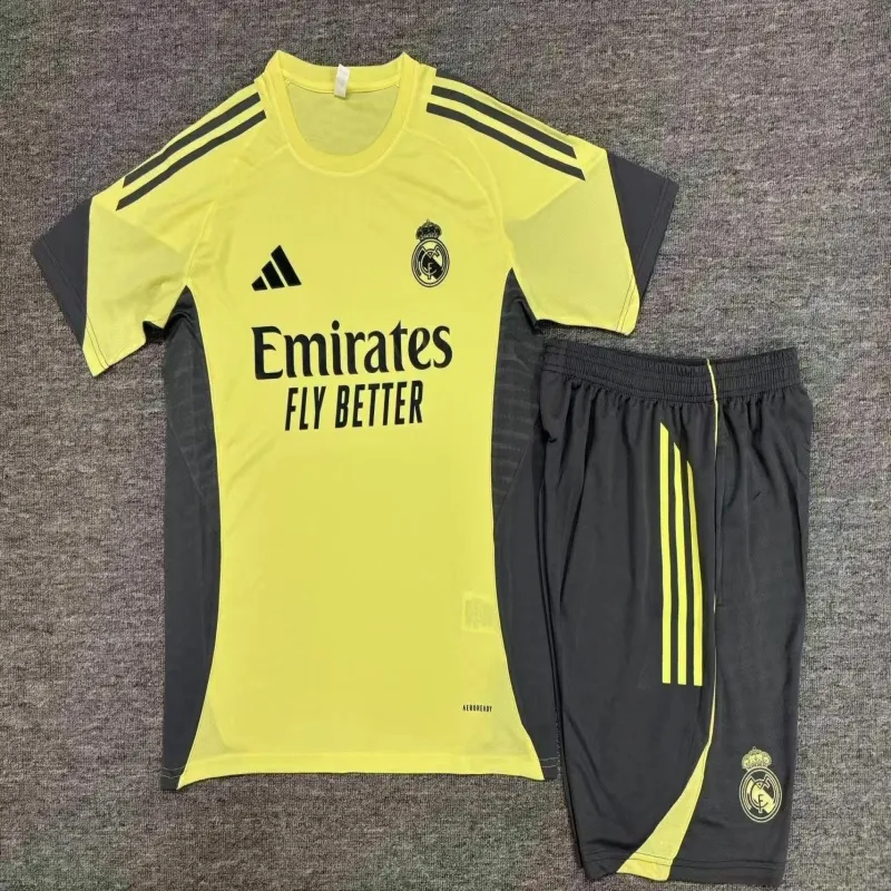 Real Madrid 2025/26 Set Allenamento Bambino giallo