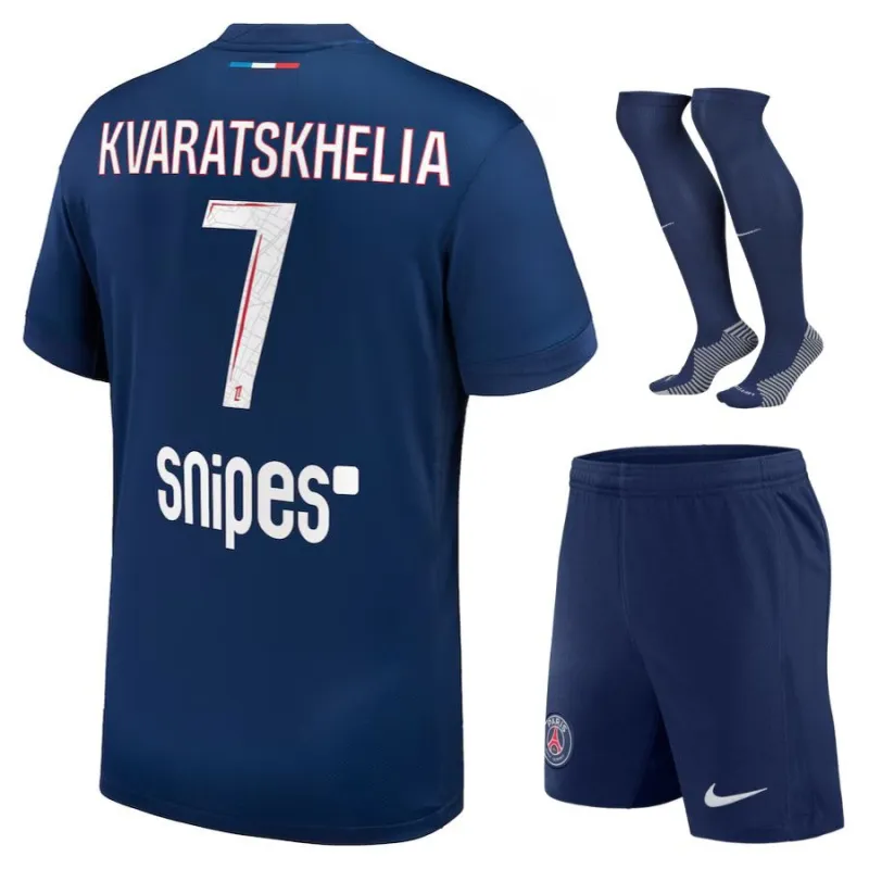 Set della kit di casa 2024/25 per bambini di Paris Saint - Germain indossato da Khvicha Kvaratskhelia - Blu