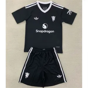 Manchester United Kids' Goalkeeper Jersey + Shorts 2024/25 - Black