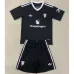 Camiseta de portero + pantalones cortos para niños de Manchester United 2024/25 - Negro
