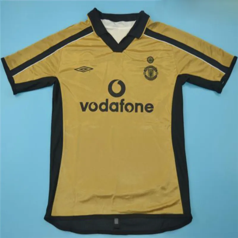Manchester United 2001/02 Third Retro Jersey - Gold
