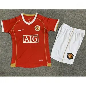 Manchester United Kids' Retro Jersey 2005/06 Home - Red