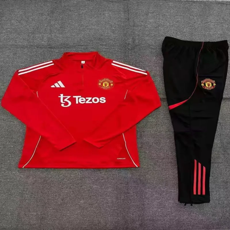 Manchester United 2025/26 Kids Sports Set Red