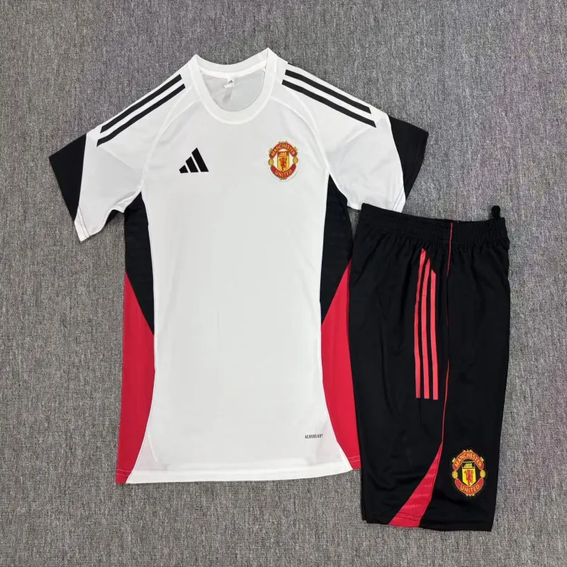 Manchester United 2025/26 Kids Training Set white