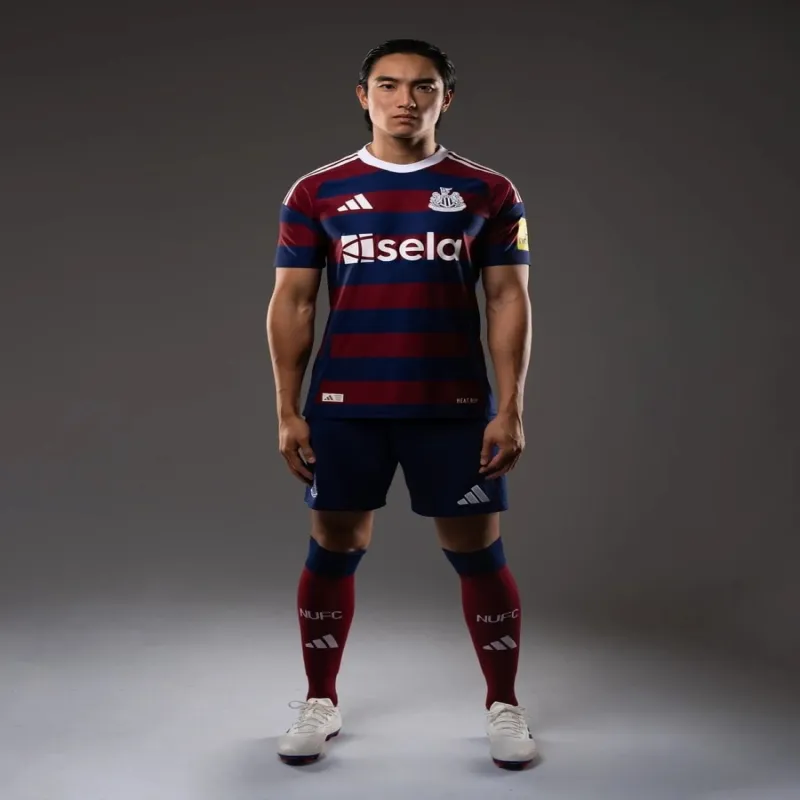 Maillot extérieur du joueur de Newcastle United 2024/25 - Rouge/Bleu