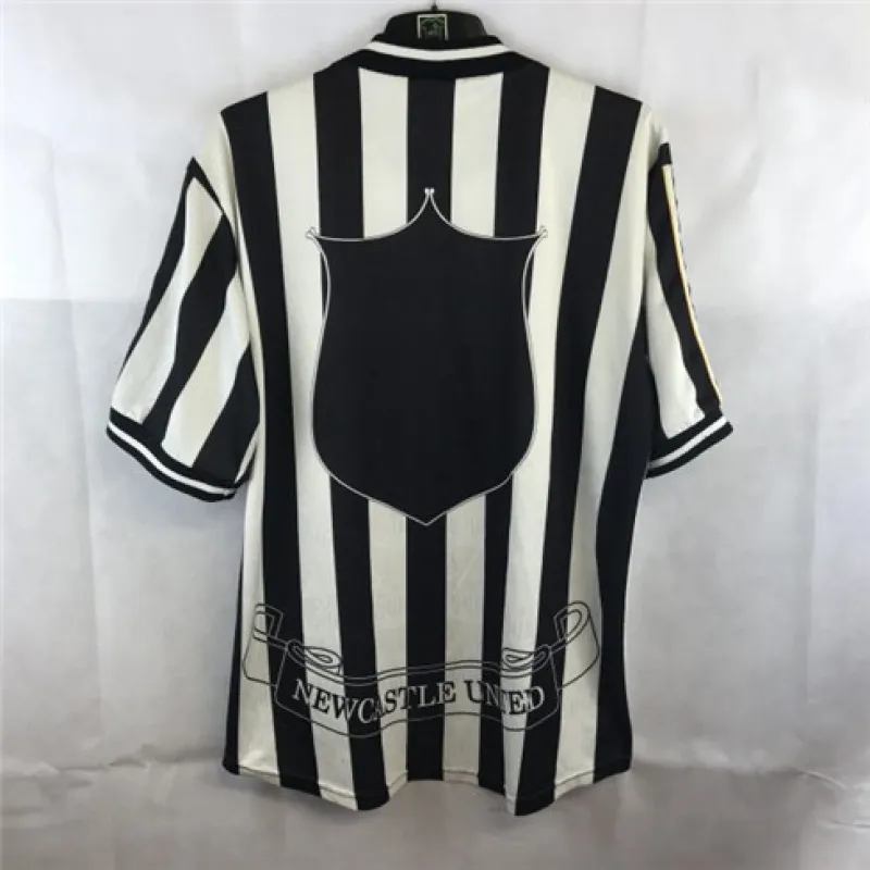 Newcastle United 1997-99 Retro Home Jersey - Black/White