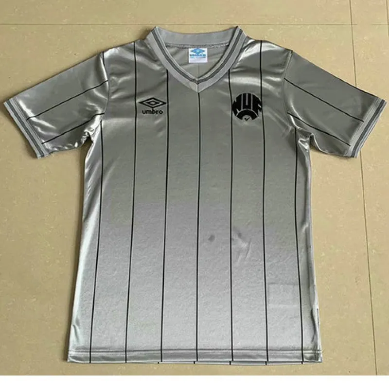 Maillot extérieur rétro de Newcastle United 1984 - Gris
