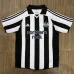 Maillot domicile rétro de Newcastle United 2003-05 - Noir/Blanc