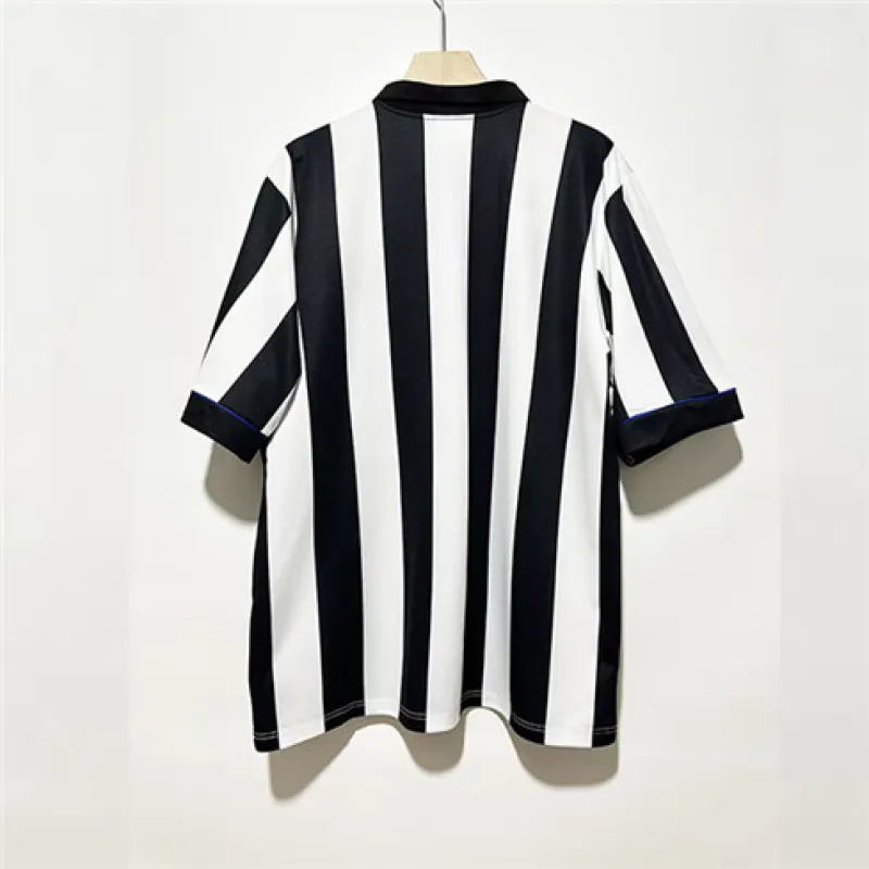 Maglia di casa retrò di Newcastle United 1993-95 - Nero/Bianco
