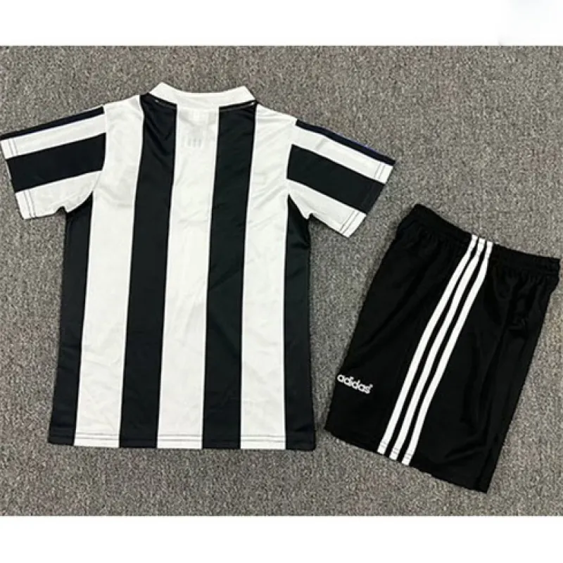 Maglia retrò di casa per bambini di Newcastle United 1995-97 - Nero/Bianco