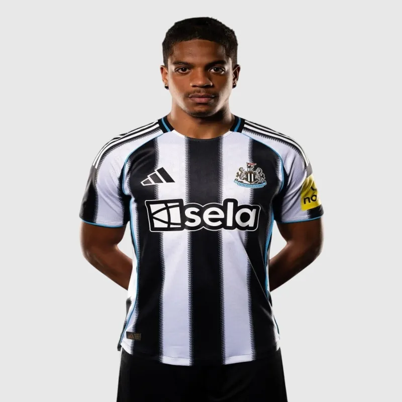 Camiseta local Newcastle United 2025/26