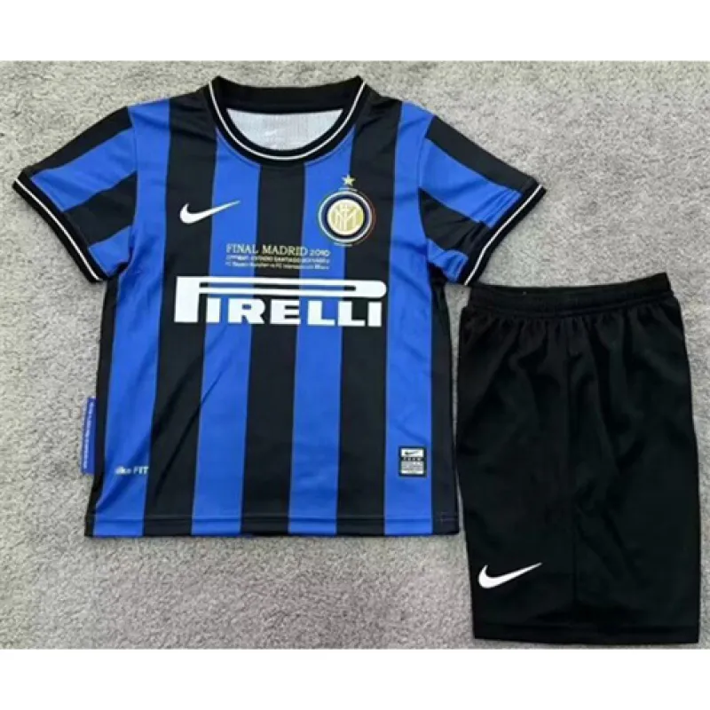 Maglia da campo retro per bambini dell'Inter Milan 2010/11 - blu