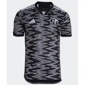 Le troisième maillot 2024/25 de l'Atlético Mineiro - noir