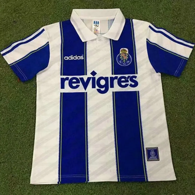 The 1995-97 home retro jersey of FC Porto - Blue