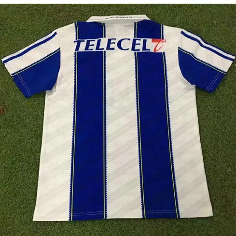 The 1995-97 home retro jersey of FC Porto - Blue