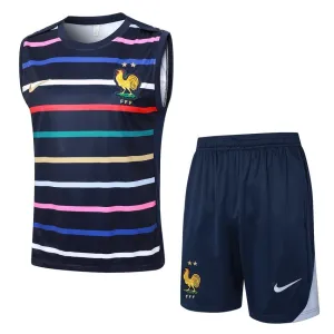 El chaleco y los pantalones cortos de la selección nacional francesa para la temporada 2024/25 - patrón azul.