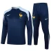 L'abito sportivo e i pantaloni della squadra nazionale francese 2024/25 - blu