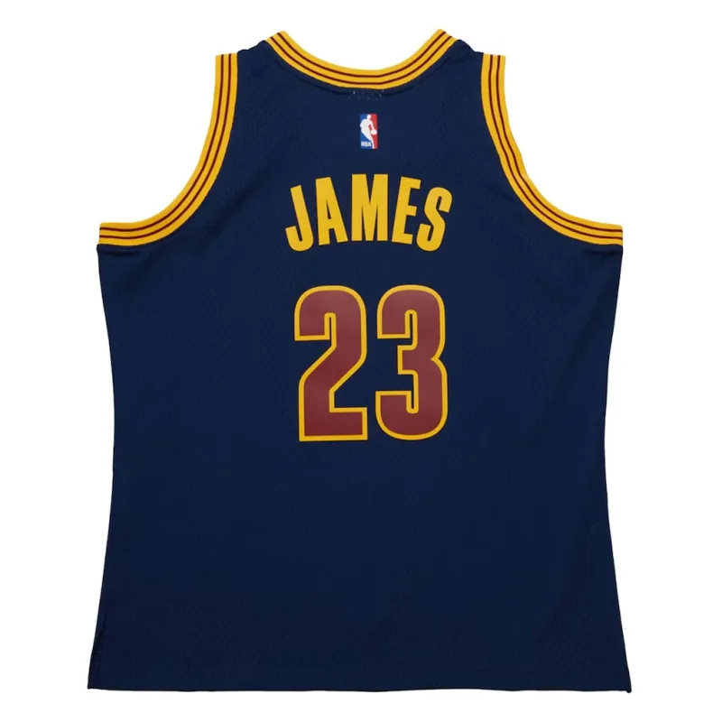 Camiseta Swingman Clásica Azul Marino Cleveland Cavaliers LeBron James 2015/16