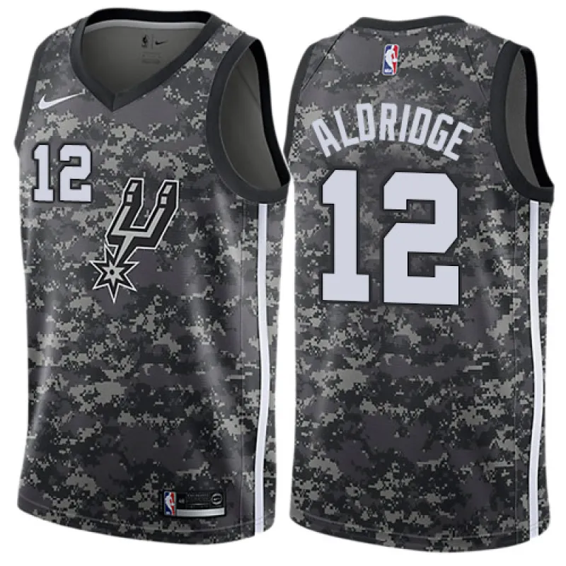 LaMarcus Aldridge. San Antonio Spurs. Edición de la ciudad. Gris